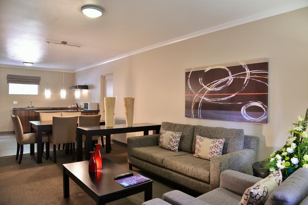 Birchwood Hotel And Or Tambo Conference Centre Boksburg Buitenkant foto