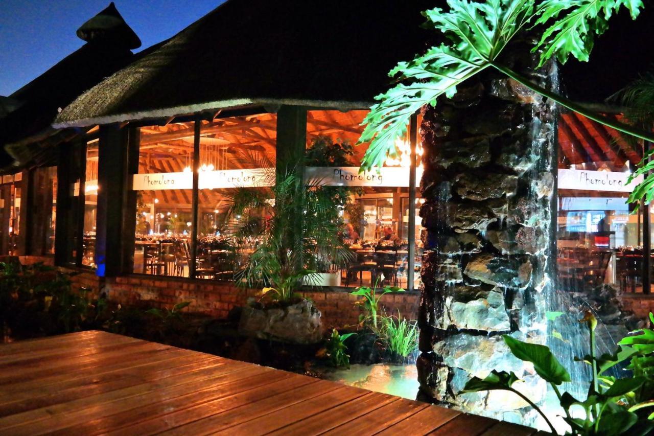Birchwood Hotel And Or Tambo Conference Centre Boksburg Buitenkant foto